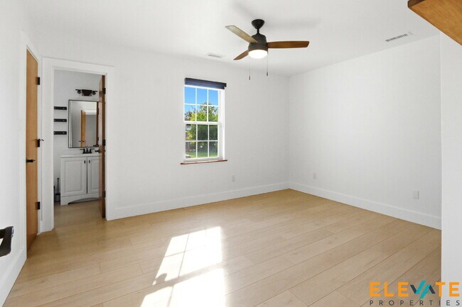 Building Photo - Beautiful Like-New 3 Bedroom Home with Huge Fenced Yard, Greenhouse & Storage