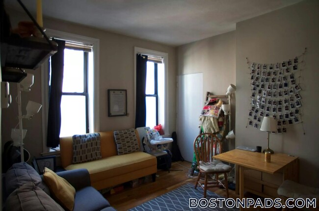Building Photo - 23 Cortes St
