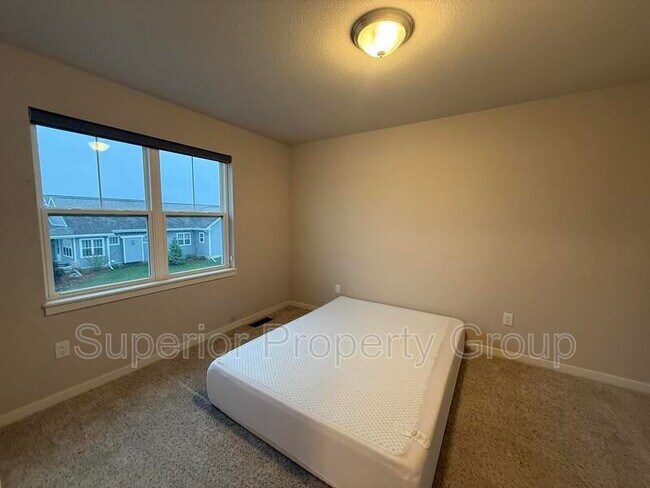 Building Photo - 2865 Endive Dr