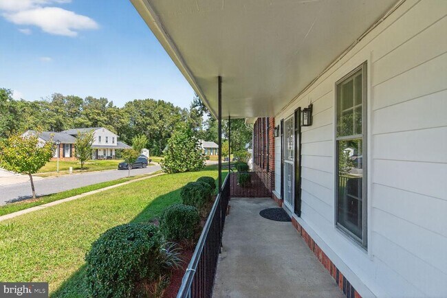 Building Photo - 7720 Loudon Dr