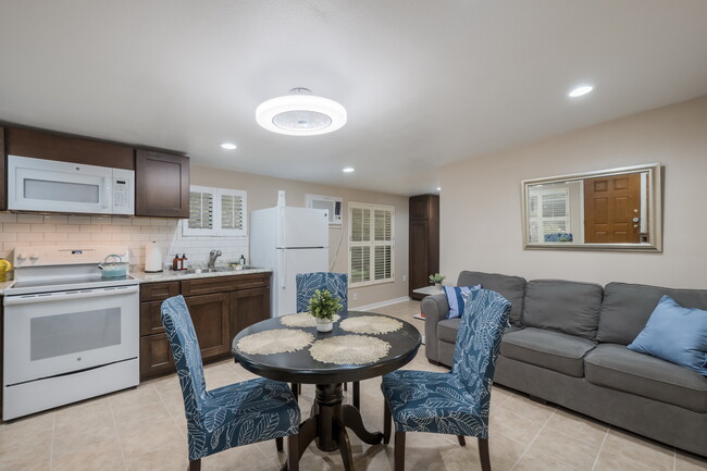 Building Photo - 7419 Pipers Bluff