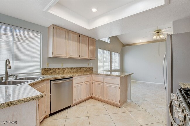 Building Photo - 4432 Crimson Leaf Dr