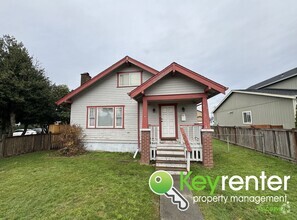 Building Photo - Beautiful Unique 3Bed/2Bath Tacoma Home