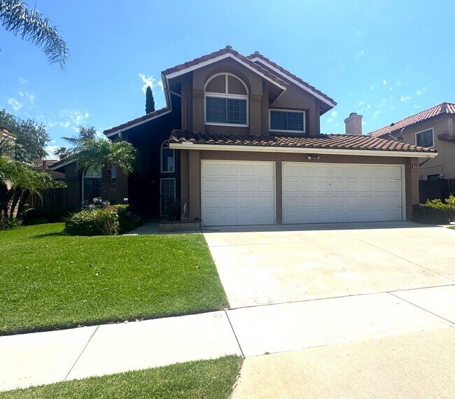 Building Photo - 3 BED, 2.5 BATH COMING SOON, NOT AVAILABLE FOR SHOWINGS UNTIL AUGUST 12TH,2026.
