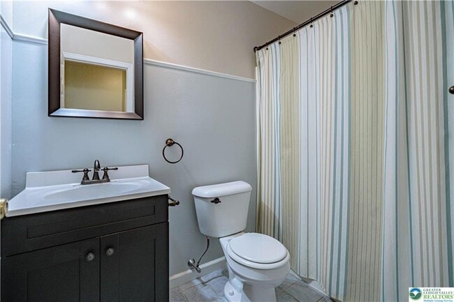 Building Photo - 1753 Pinewind Dr