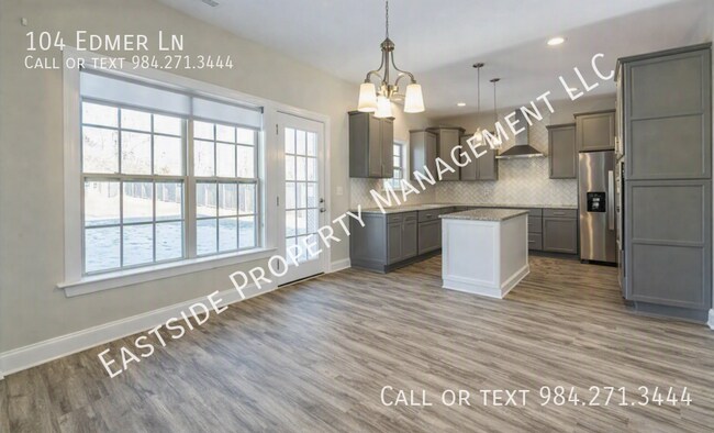 Building Photo - 104 Edmer Ln