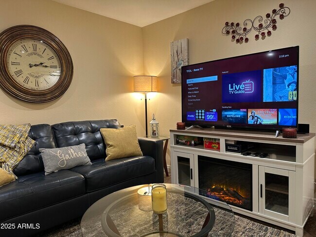 Building Photo - 4328 E Capri Ave