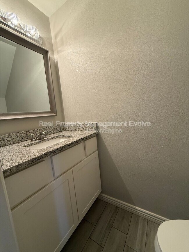 Building Photo - 18626 N 34th Ave