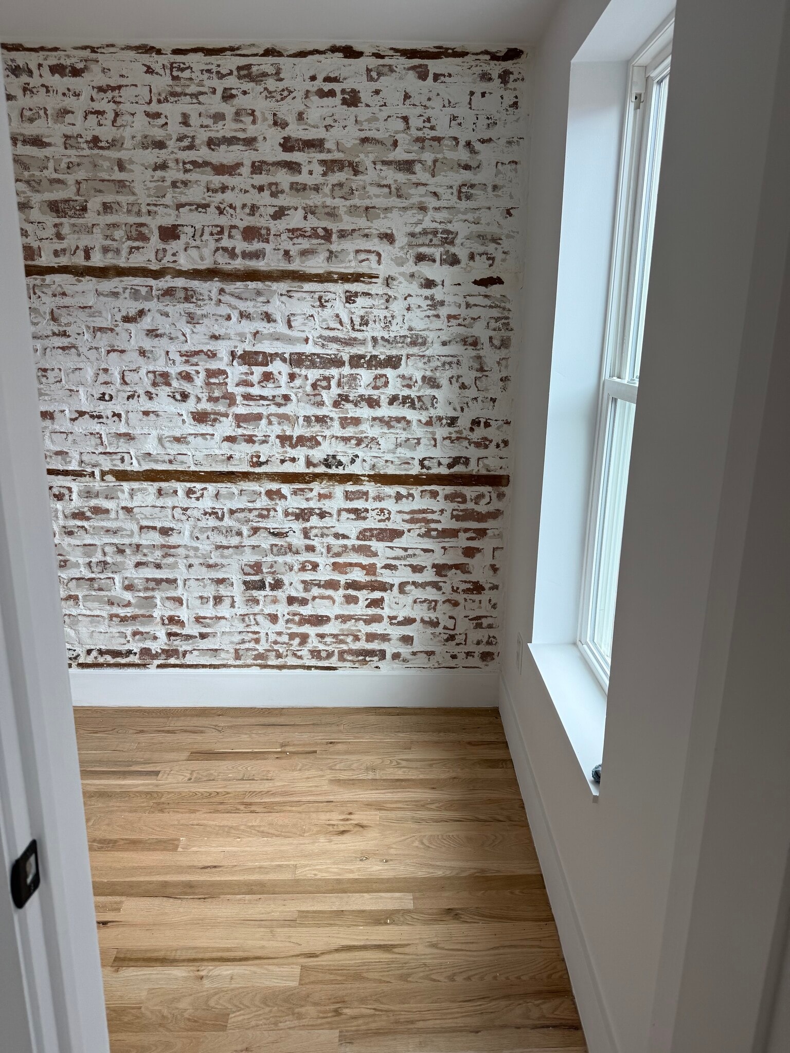Office - 162 6th St