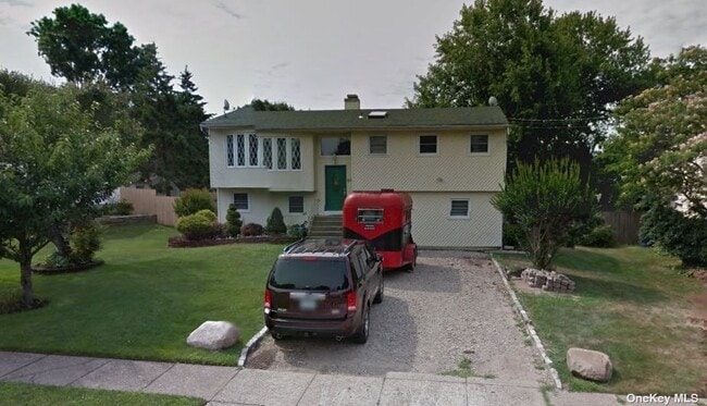 Primary Photo - 82 Tabor St