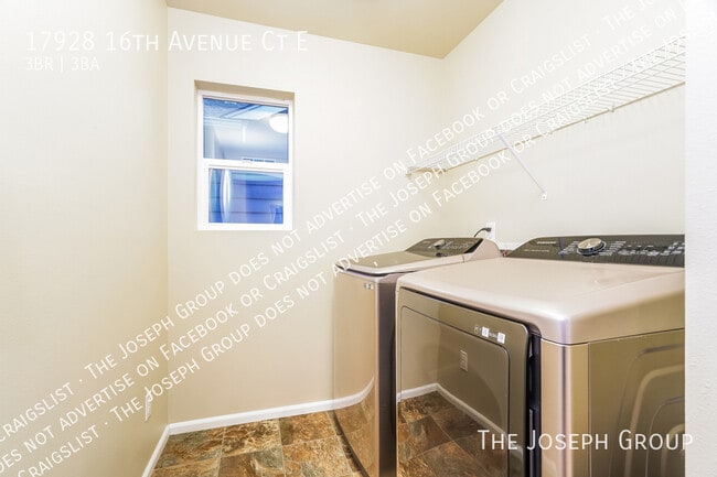 Building Photo - 17928 16th Ave Ct E