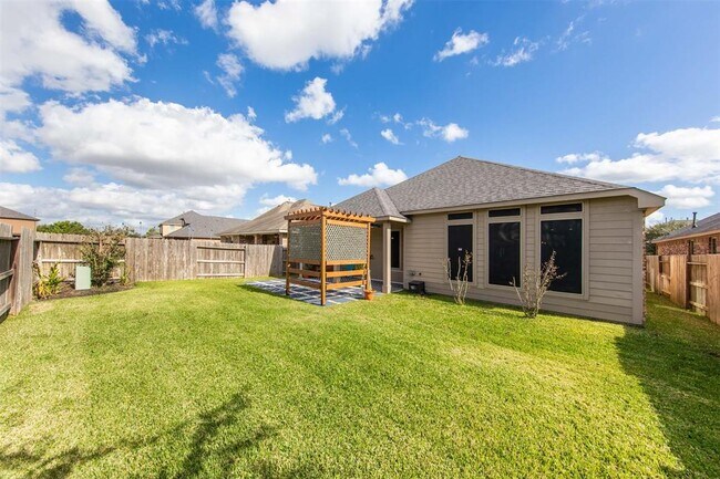 Building Photo - 3426 Smart Sands Ln