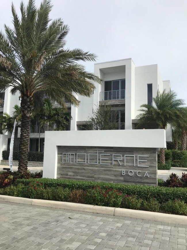 Building Photo - 1841 NW 42nd Dr