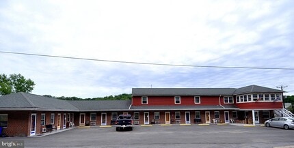 Building Photo - 268 Wilkes St