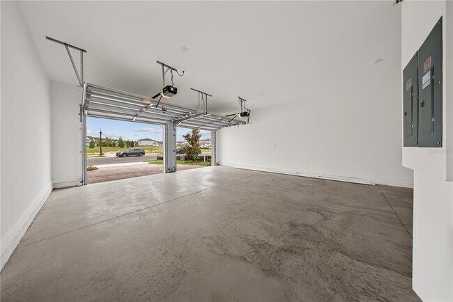 Building Photo - 12890 Eureka Lemon Dr
