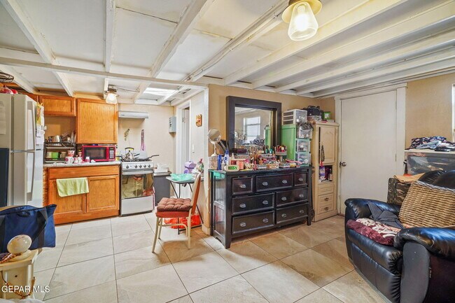 Building Photo - 3204 Memphis Ave