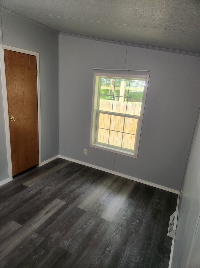 Building Photo - 34 Blue Mountain Heights