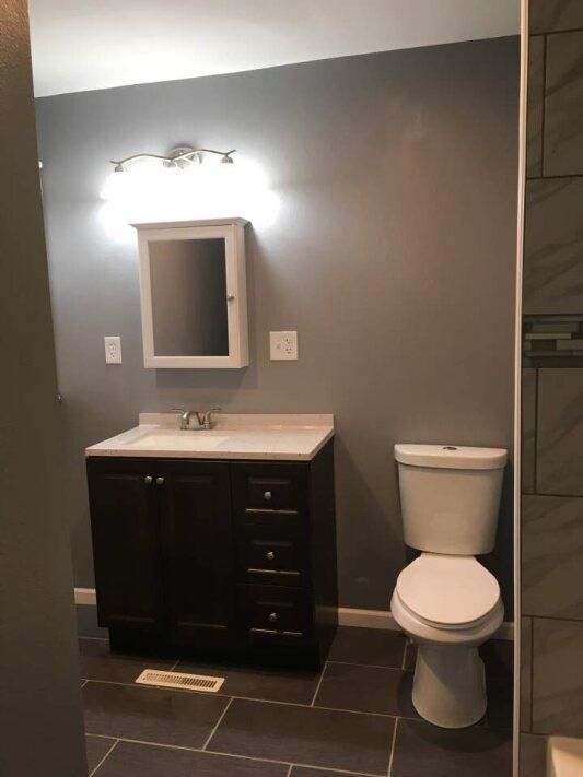 Building Photo - 212 S Albert Ave