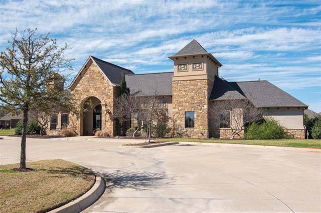 Building Photo - 301 Oar Wood Dr