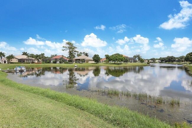 Building Photo - 780 SW Marsh Harbor Bay