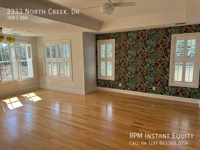 Building Photo - 2333 North Creek. Dr-