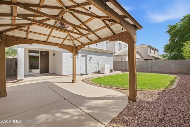 Building Photo - 4248 S Mariposa Dr