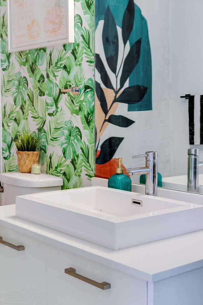 Building Photo - 151 SE 1st St