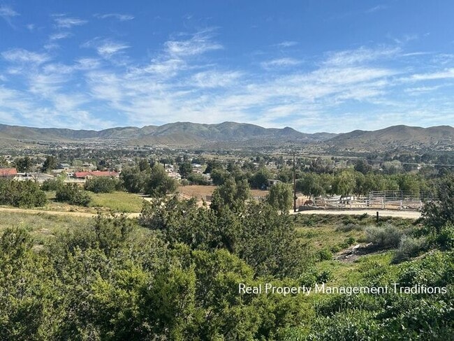 Building Photo - Spectacular Acton Home -- Rare Opportunity!