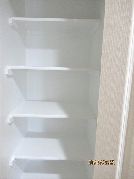 Building Photo - 106 Coyote Trail