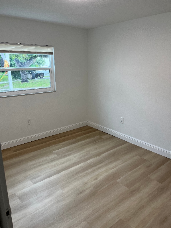 Building Photo - 5413 Shaw St