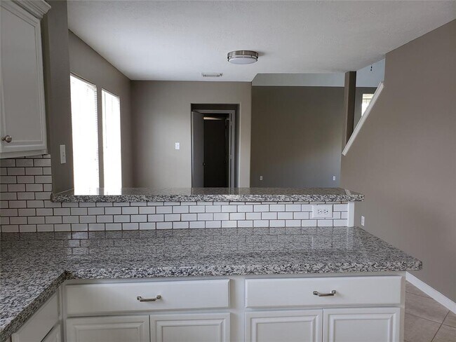 Building Photo - 6803 Highwind Bend Ln