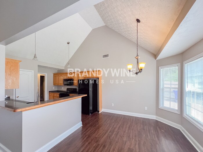 Building Photo - 155 Jennifer Ln