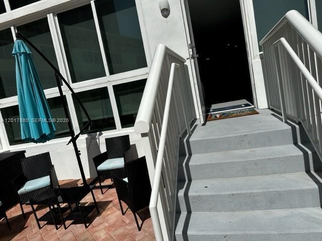 Building Photo - 5401 Collins Ave