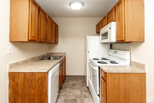 Interior Photo - 1/2 OFF 1ST MONTHS RENT!!! APPLY TODAY CHAD ESTATES