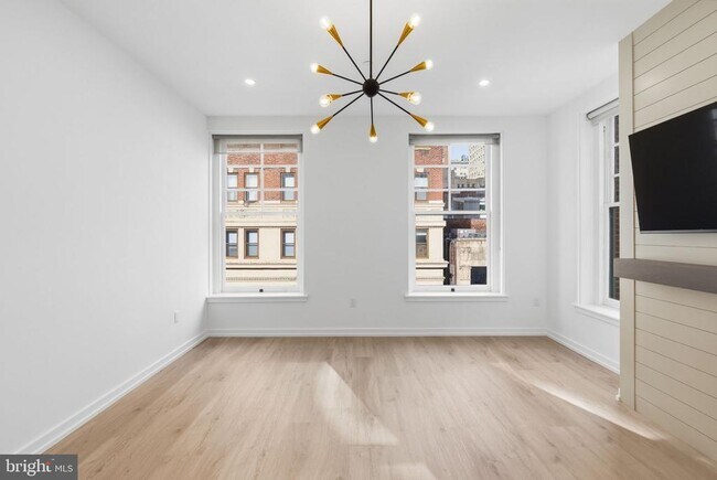 Building Photo - 203 S 13th St