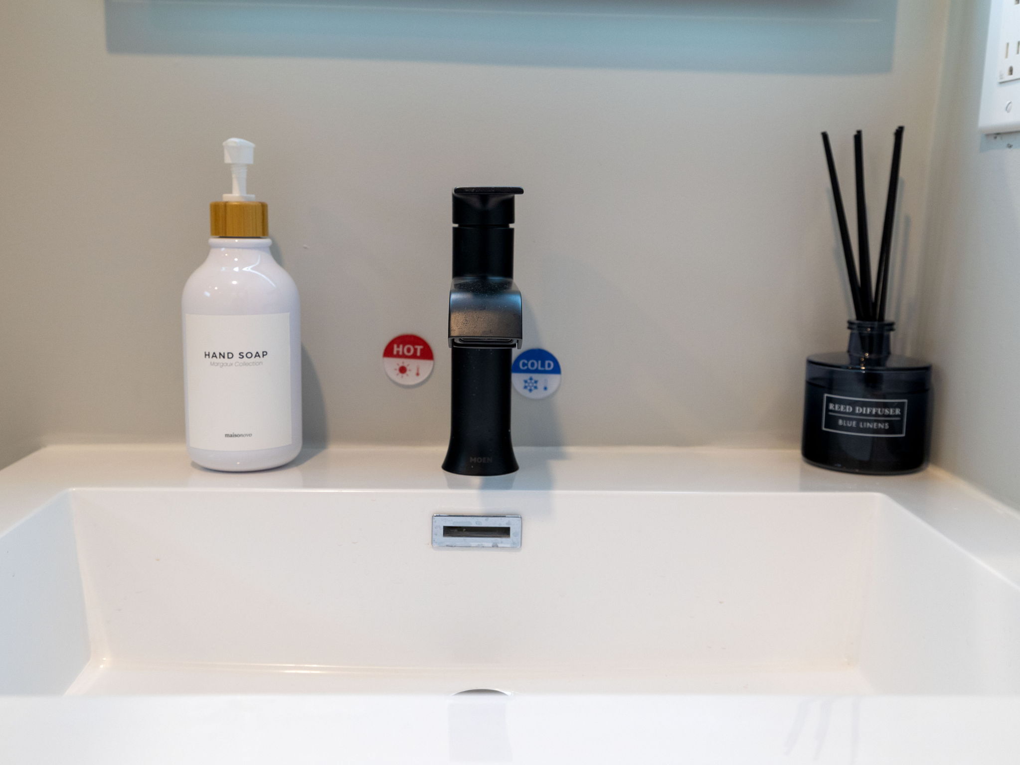 Building Photo - 1212 Broadway