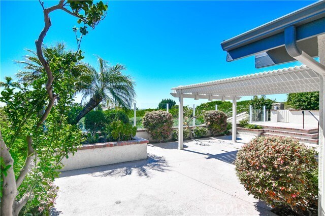 Building Photo - 15 Beachcomber Dr