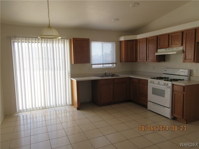 Building Photo - 3684 N Irving St