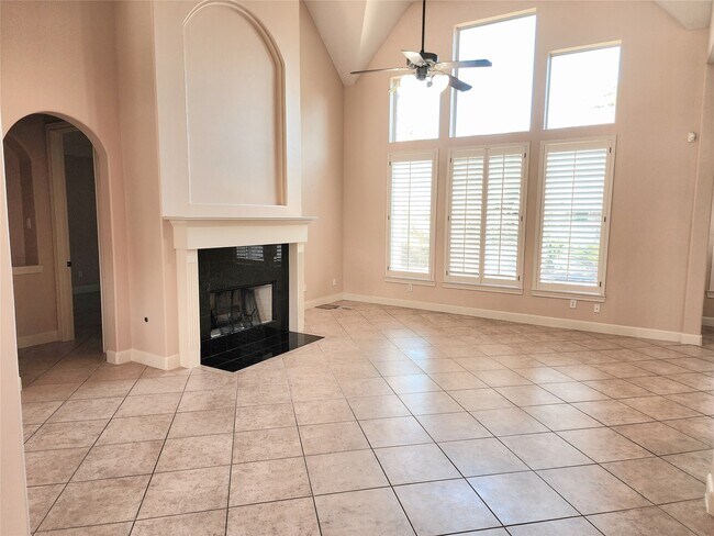 Building Photo - 14214 Altair Dr