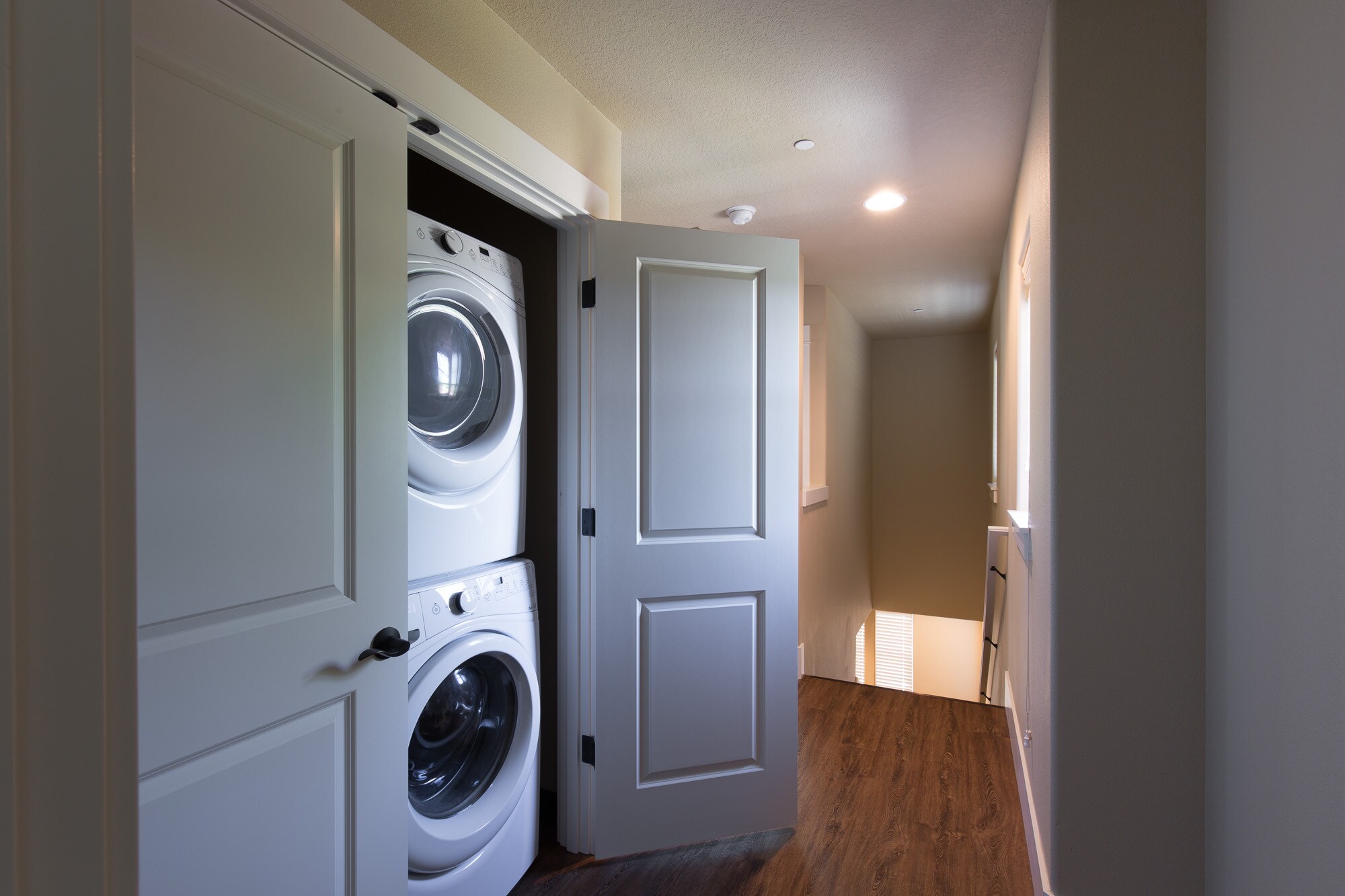 Building Photo - 915 SW 10th St