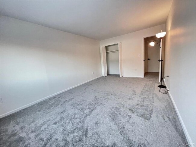 Building Photo - 27 Tanager Rd