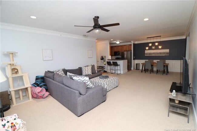 Building Photo - 933 Portstewart Dr