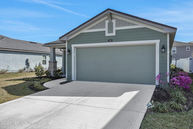 Building Photo - 212 Ruskin Dr