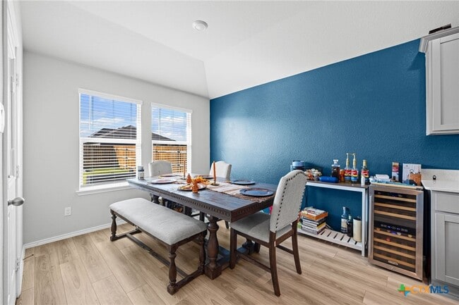 Building Photo - 7203 Gilbert Dr