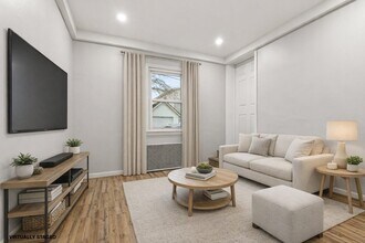 Building Photo - 320 Clarendon St