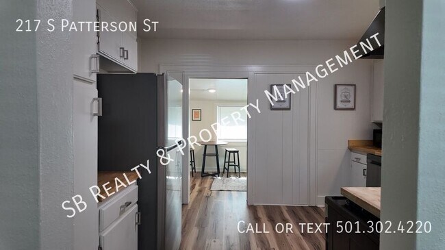 Building Photo - 217 S Patterson St