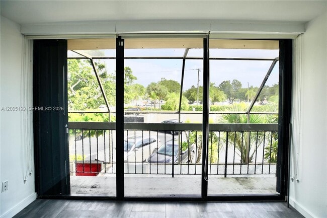 Building Photo - 3186 Bird Ave