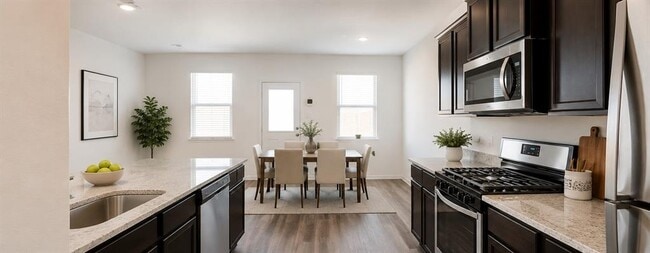 Building Photo - 755 Wonderland Trail