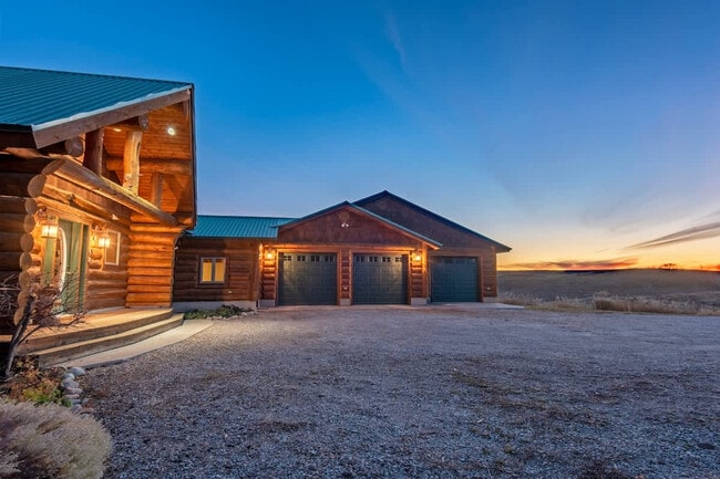 Building Photo - 10455 Rammell Mountain Rd