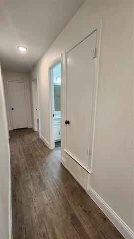 Building Photo - 1619 Glenhill Ln